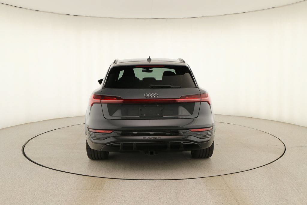 Certified 2024 Audi SQ8 e-tron Premium Plus w/ Black Optic Package AWD/4WD image 5