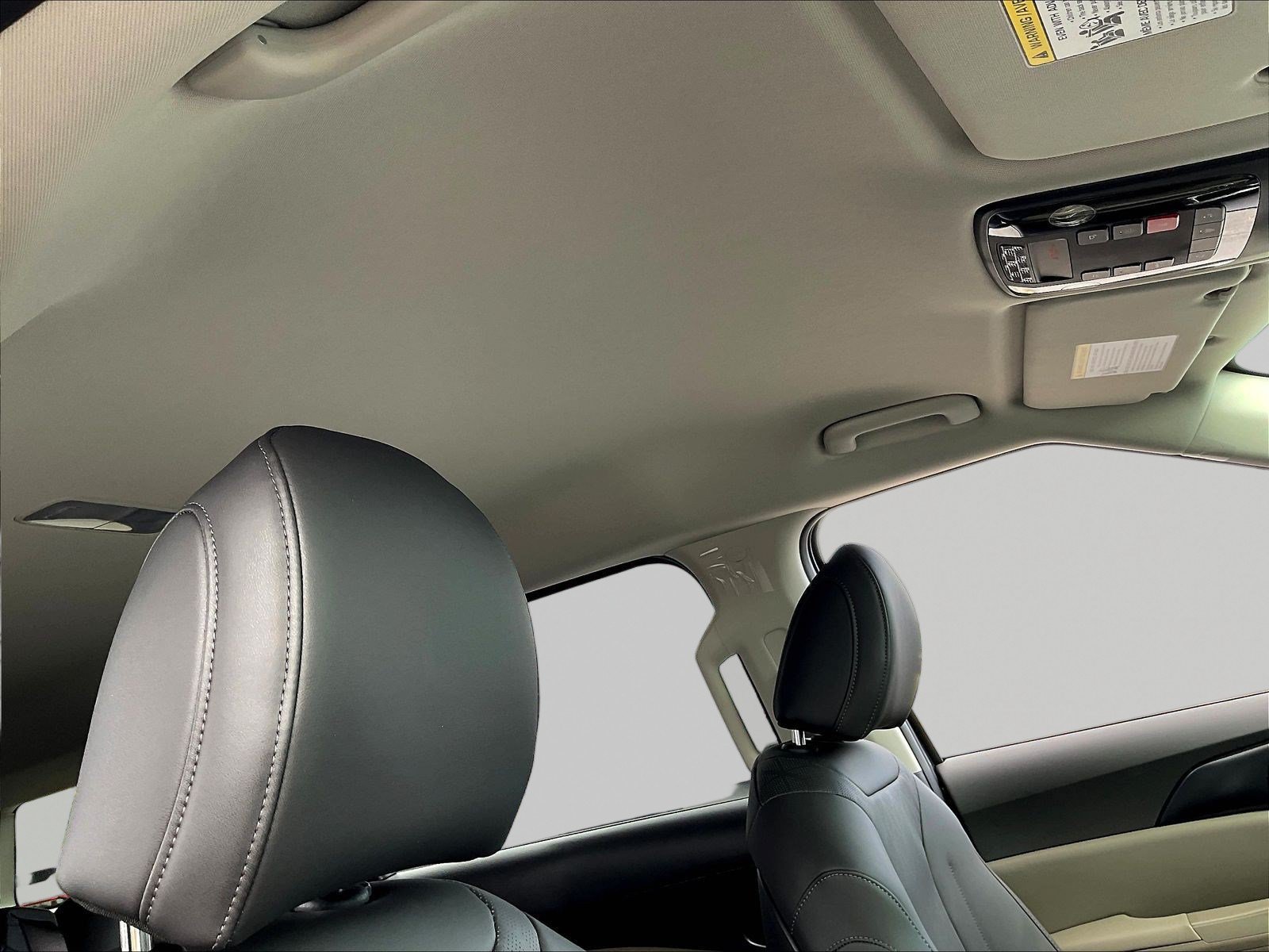 New 2027 Kia Carnival FWD image 13