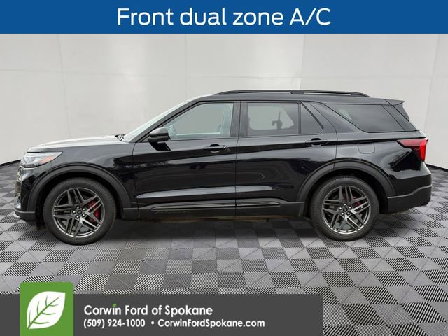 Certified 2025 Ford Explorer ST image 11