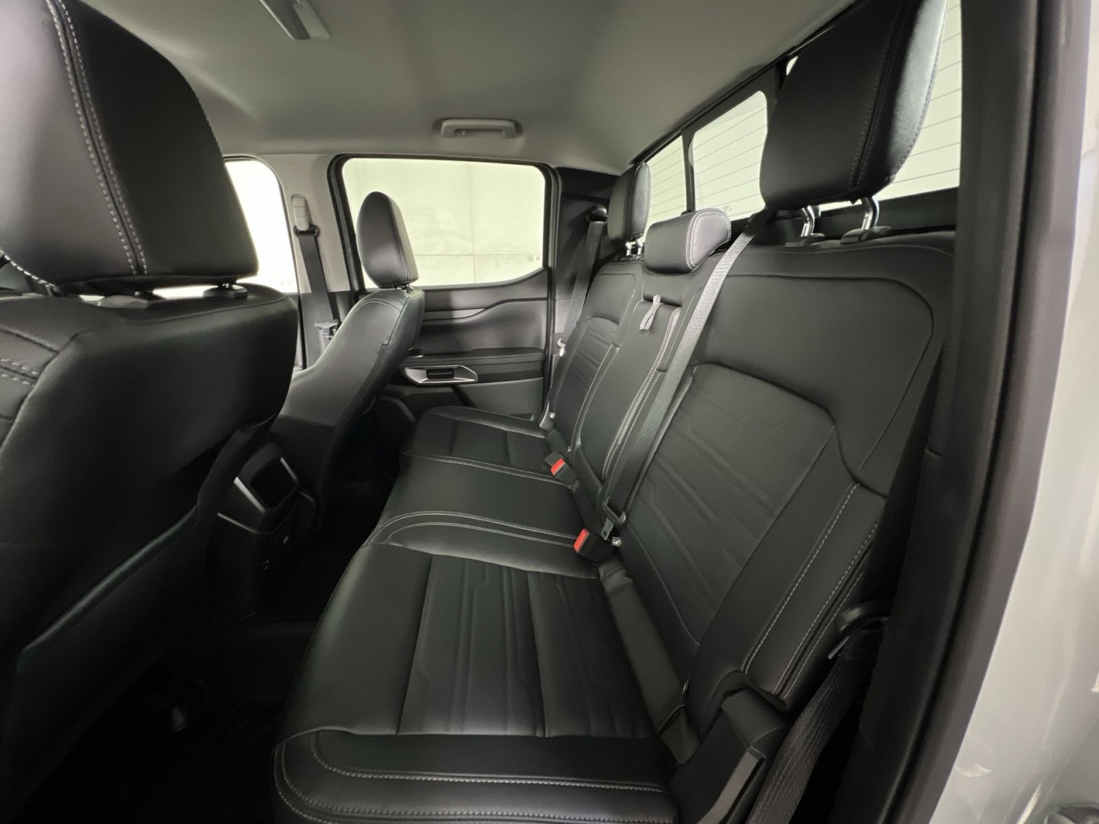 Used 2024 Ford Ranger Lariat w/ FX4 Off-Road Package image 24