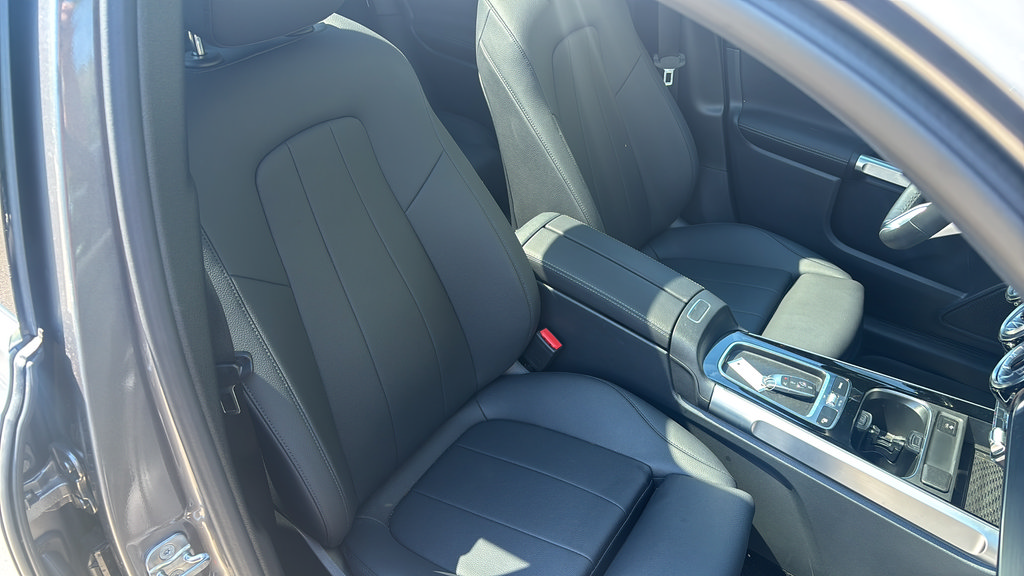 Certified 2026 Mercedes-Benz GLB 250 4MATIC image 22