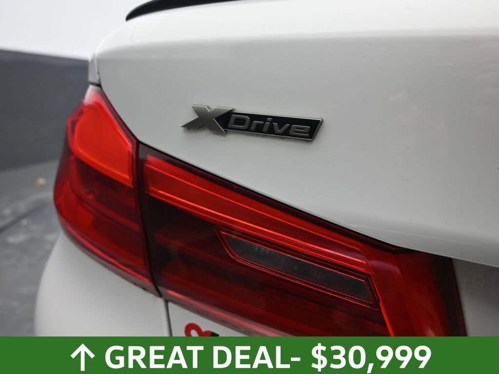 Used 2018 BMW M550i xDrive image 16