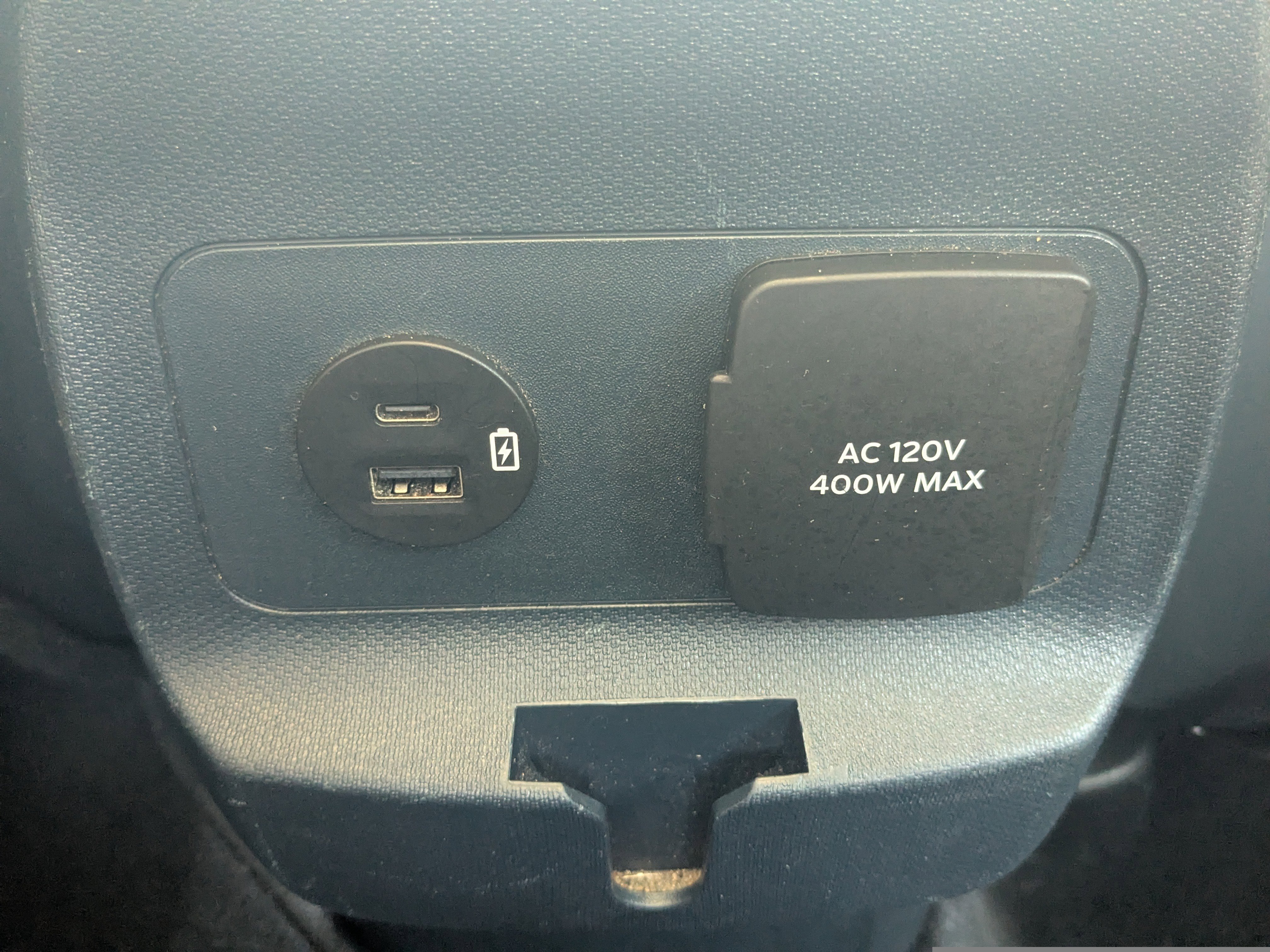 Used 2022 Ford Maverick Lariat w/ Lariat Luxury Package image 18