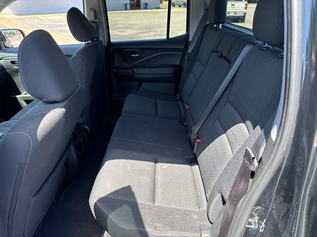 Used 2020 Honda Ridgeline Sport image 39