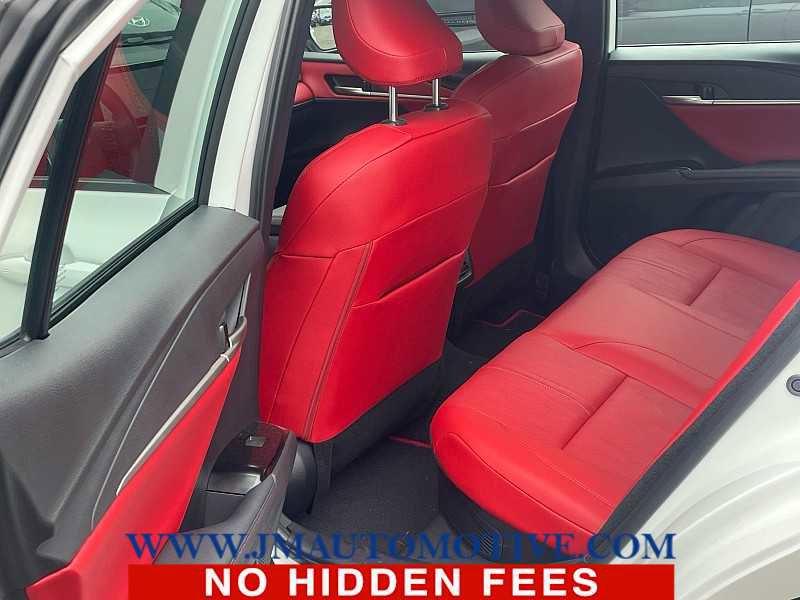 Used 2025 Toyota Camry XSE image 4