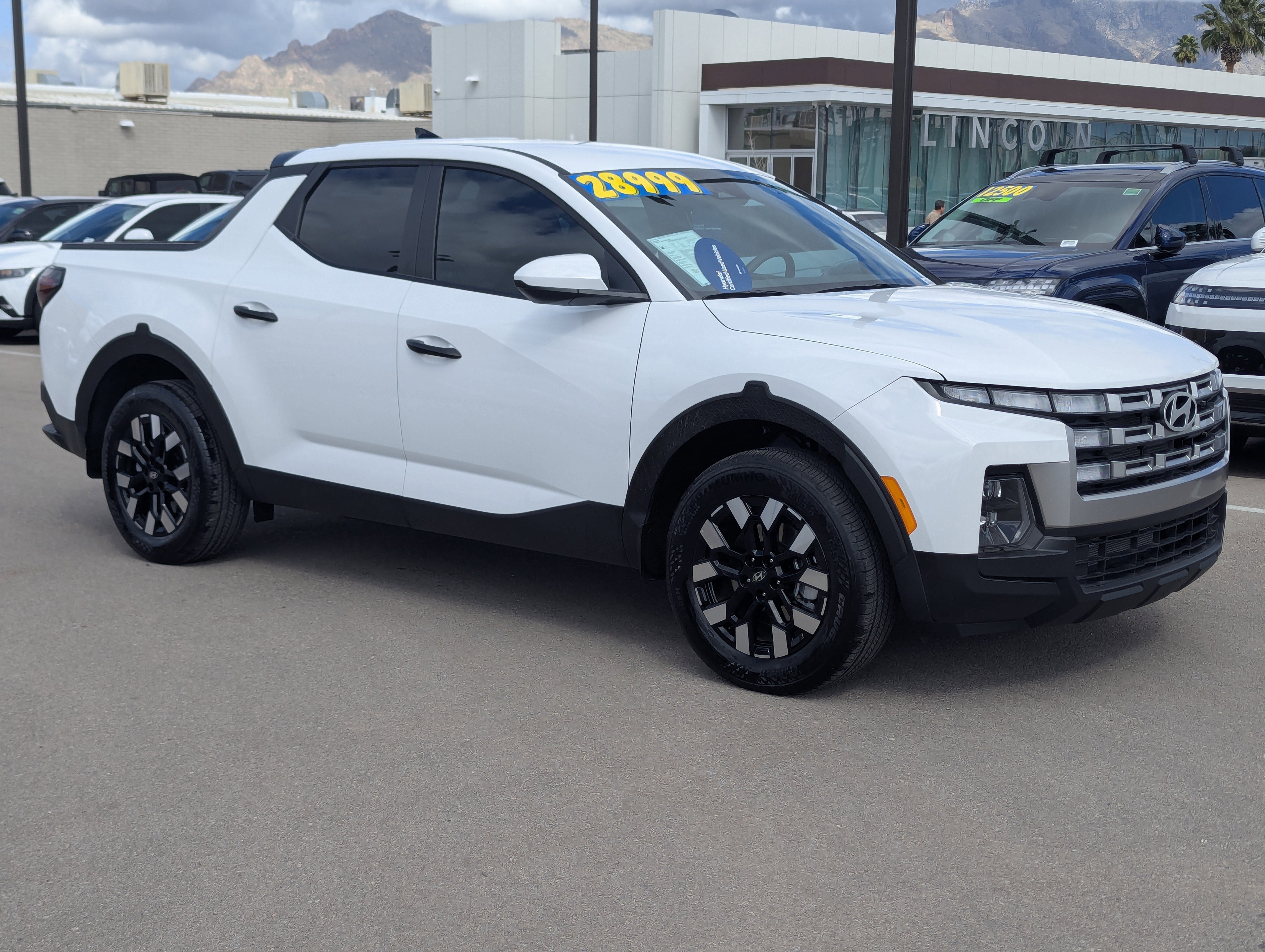 Certified 2025 Hyundai Santa Cruz SE