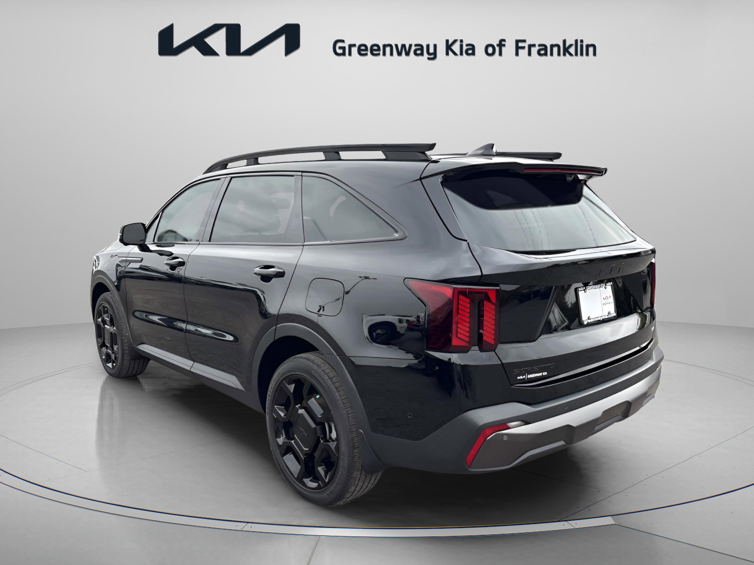 Used 2025 Kia Sorento SX Prestige w/ Sage Leather Package image 5