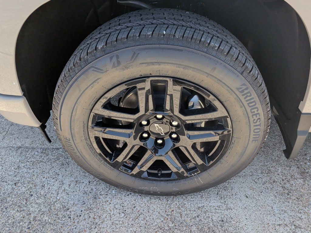 New 2026 Chevrolet Silverado 1500 Custom w/ LPO, Dark Essentials Package RWD image 40