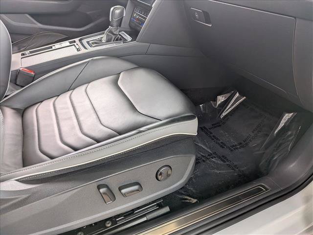 Used 2023 Volkswagen Arteon SEL AWD/4WD image 16