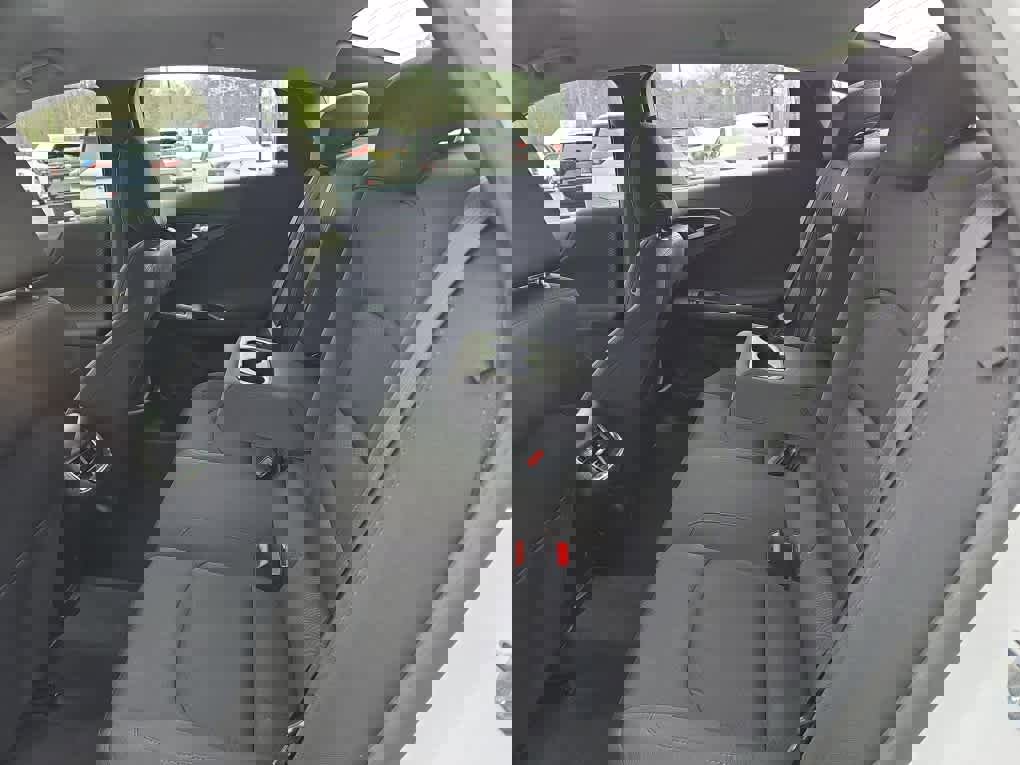 Used 2024 Chevrolet Malibu LT image 29