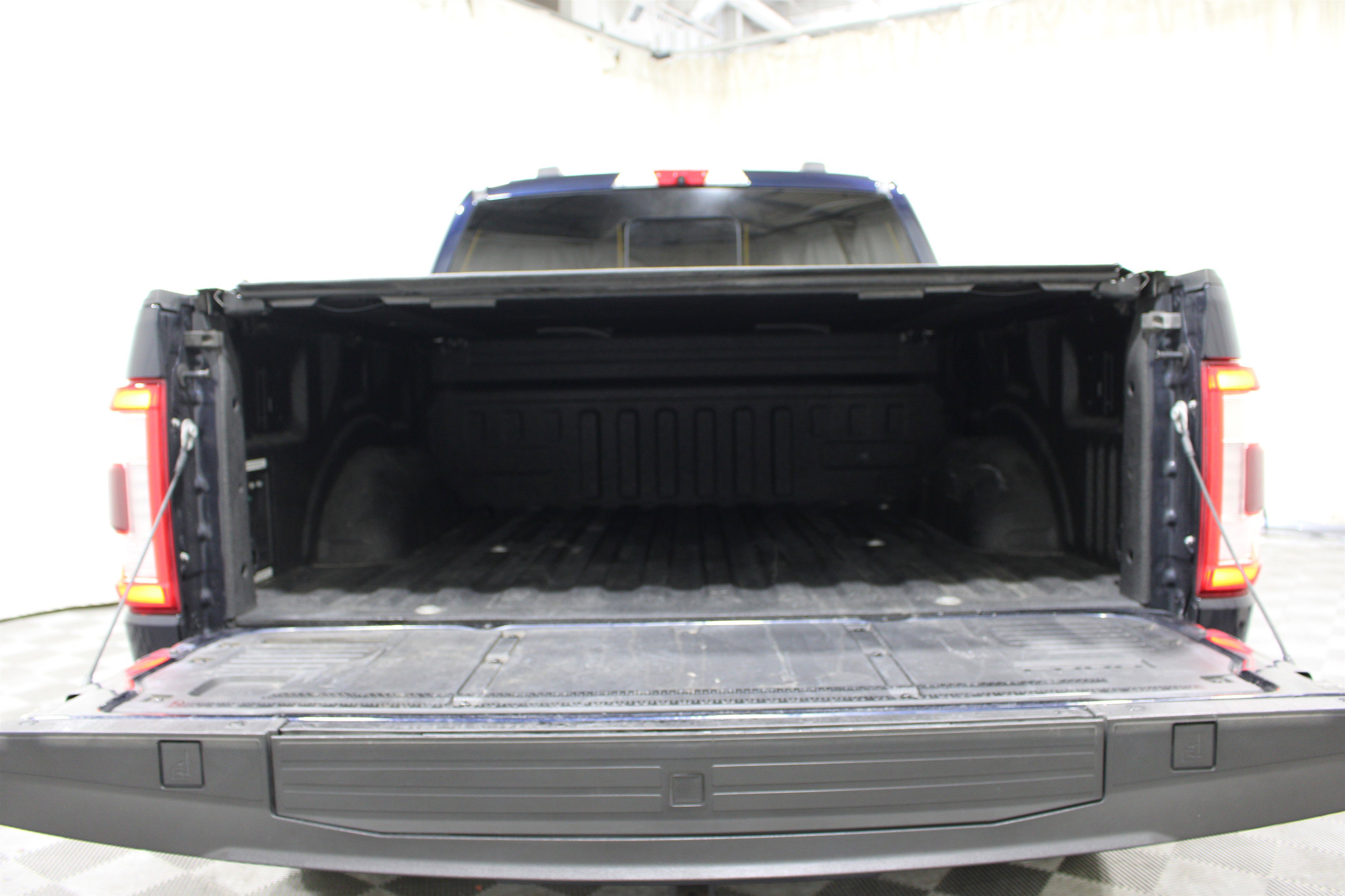 Used 2022 Ford F150 Limited AWD/4WD image 24