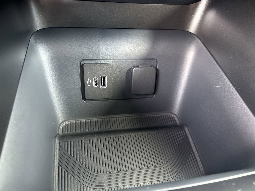 New 2026 Ford Explorer ST-Line AWD/4WD image 37