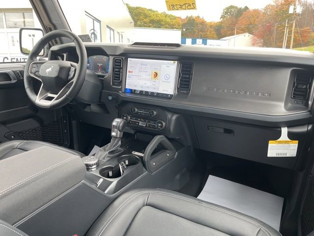 New 2025 Ford Bronco Badlands w/ Sasquatch Package AWD/4WD image 16