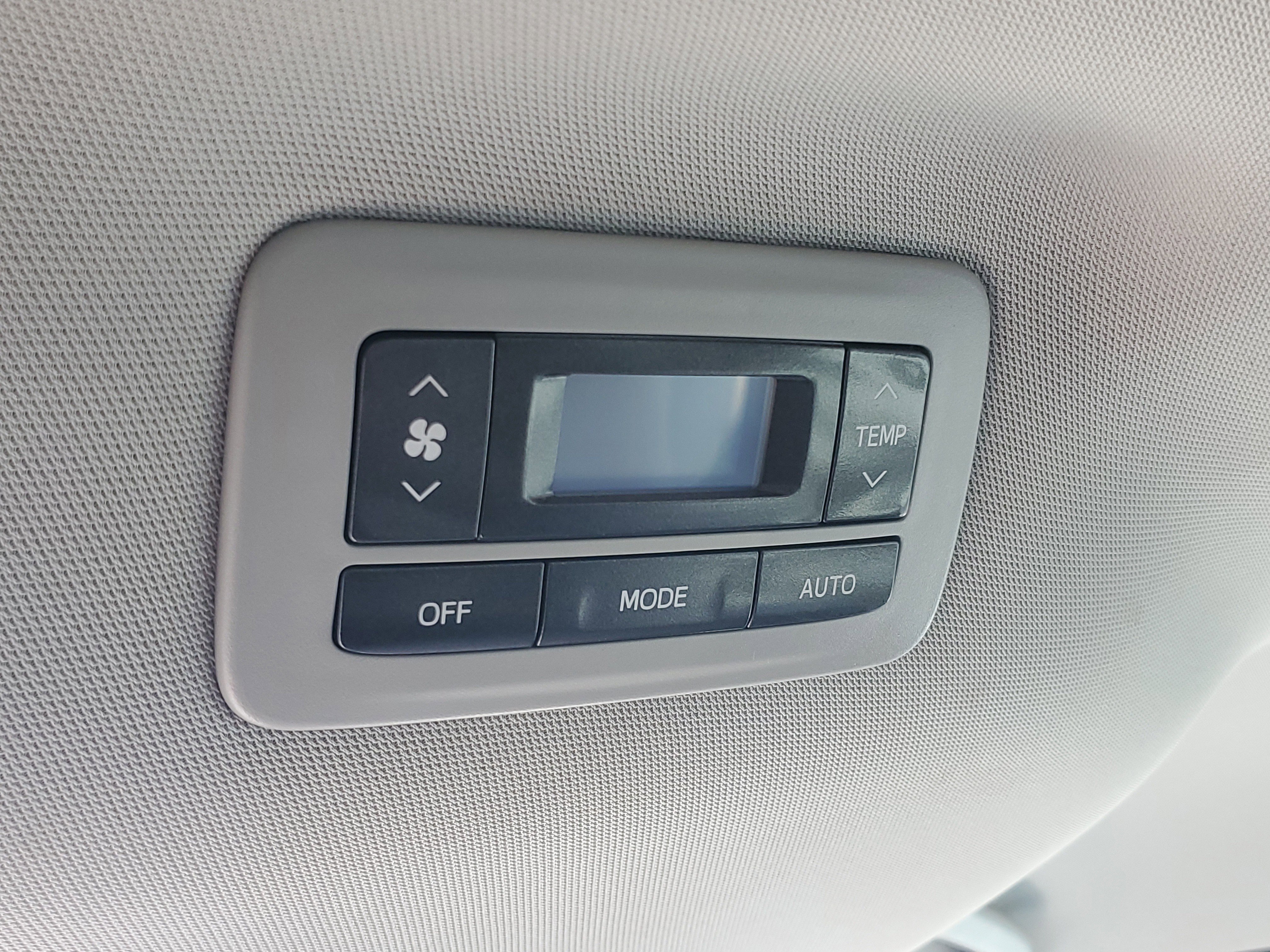 Certified 2017 Toyota Sienna LE AWD/4WD image 13