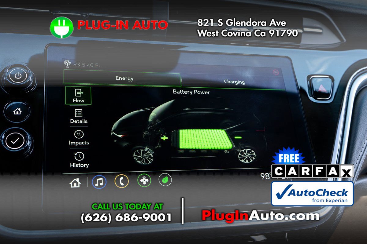 Used 2023 Chevrolet Bolt EUV LT w/ Convenience Package image 29