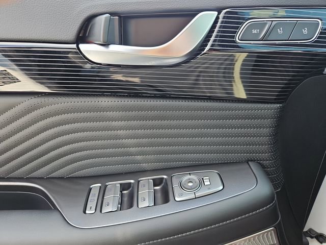 Used 2025 Hyundai Palisade Calligraphy image 30
