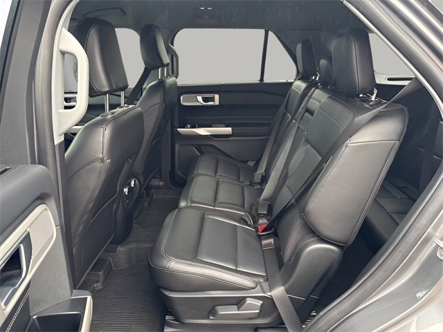 Used 2022 Ford Explorer Limited image 18