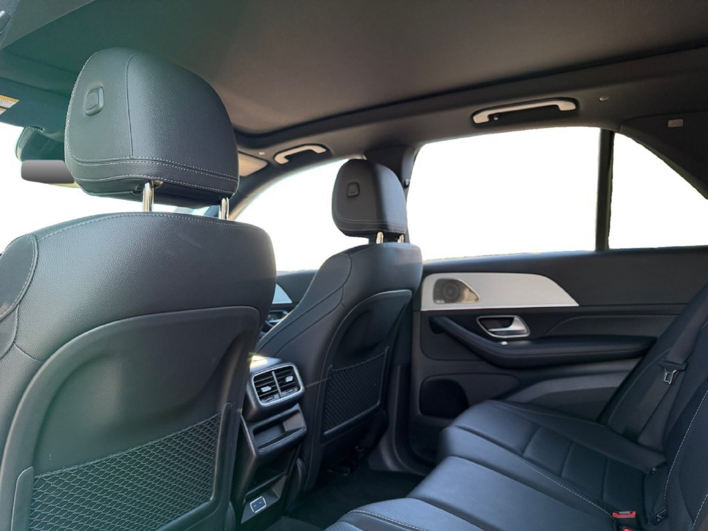 Used 2025 Mercedes-Benz GLE 350 4MATIC image 13