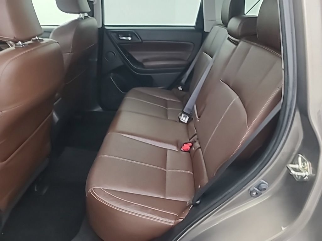 Used 2018 Subaru Forester 2.5i Touring w/ Popular Package #3B AWD/4WD image 17