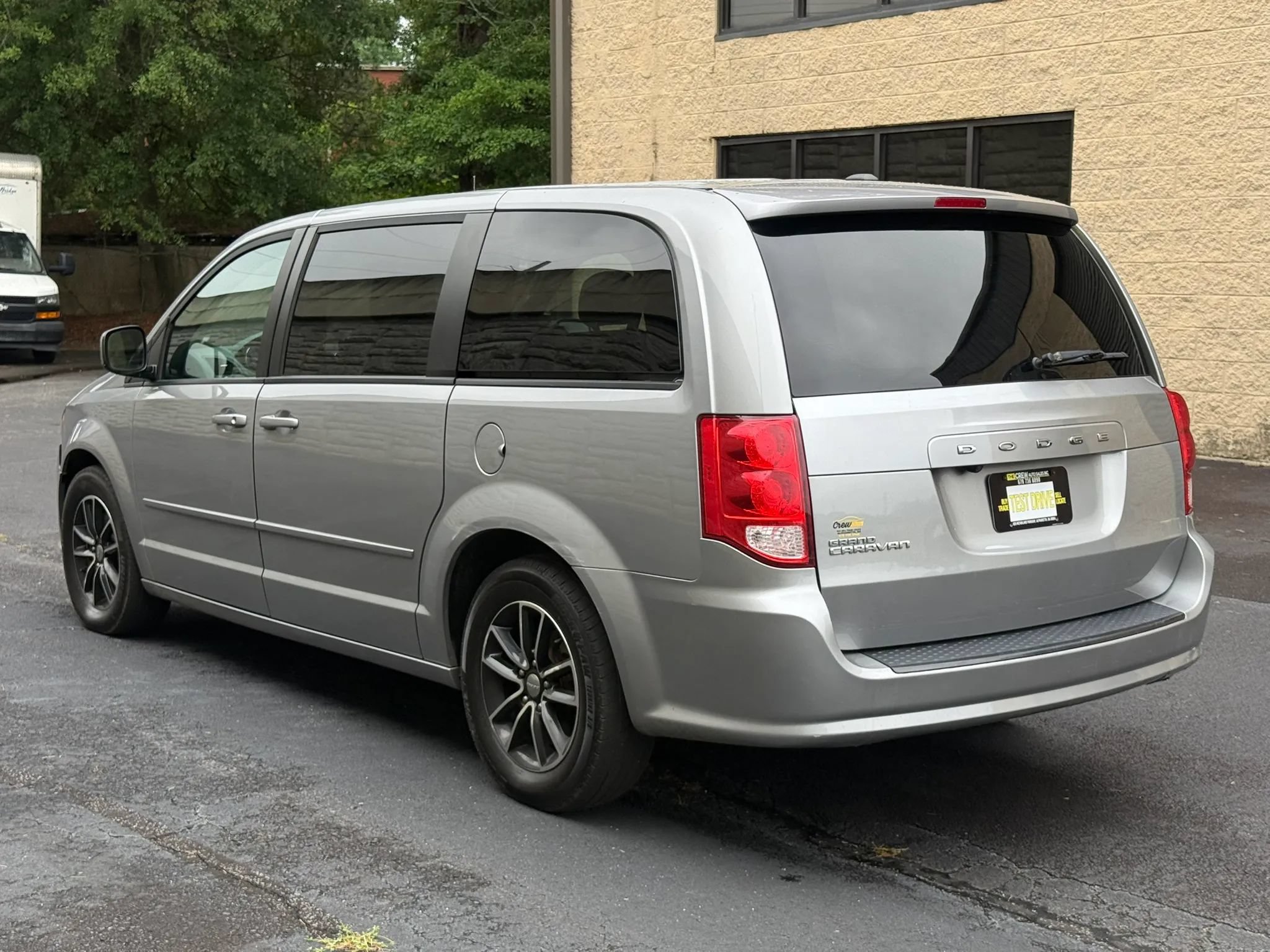 Used 2017 Dodge Grand Caravan SE FWD image 8