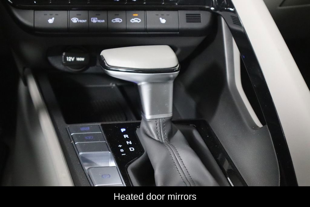 Used 2025 Hyundai Elantra SEL image 13