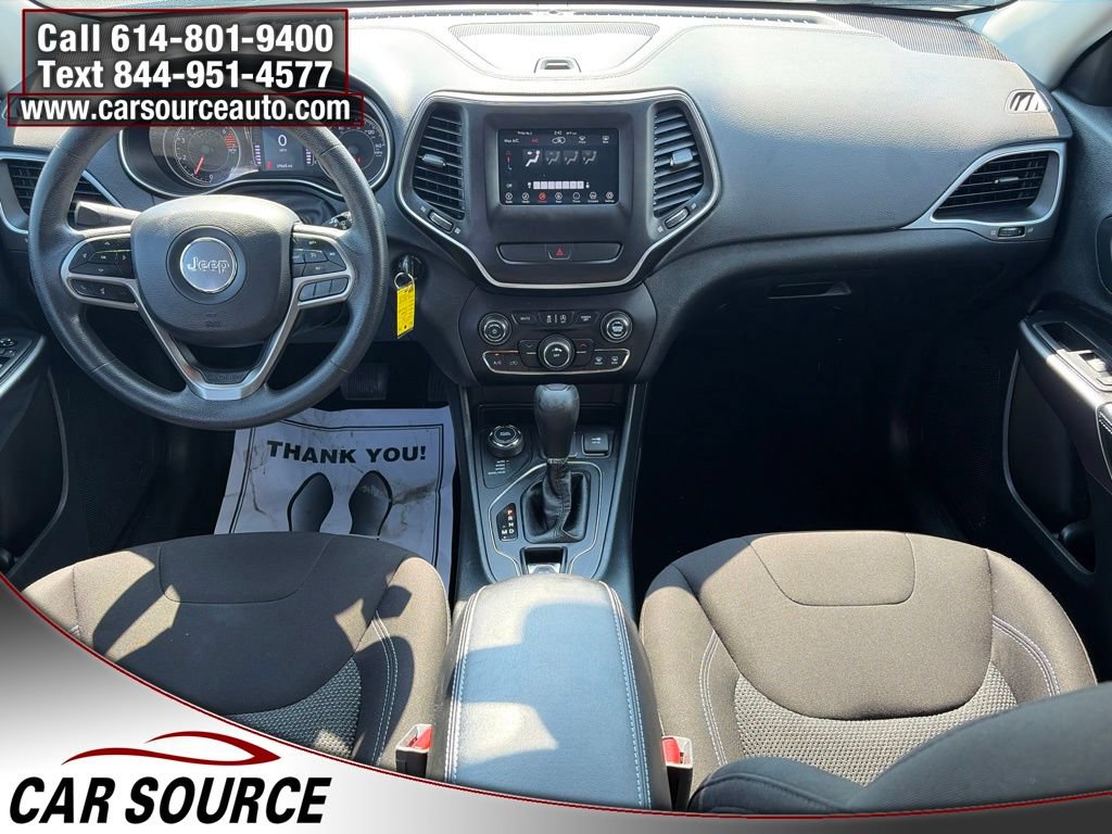 Used 2019 Jeep Cherokee Latitude w/ Popular Appearance Group AWD/4WD image 10