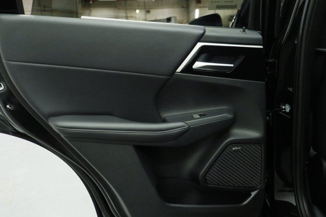 New 2026 Mitsubishi Outlander LE FWD image 25