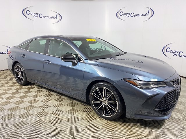 Certified 2022 Toyota Avalon Touring w/ Carpet Mat Package (TMS) FWD image 1