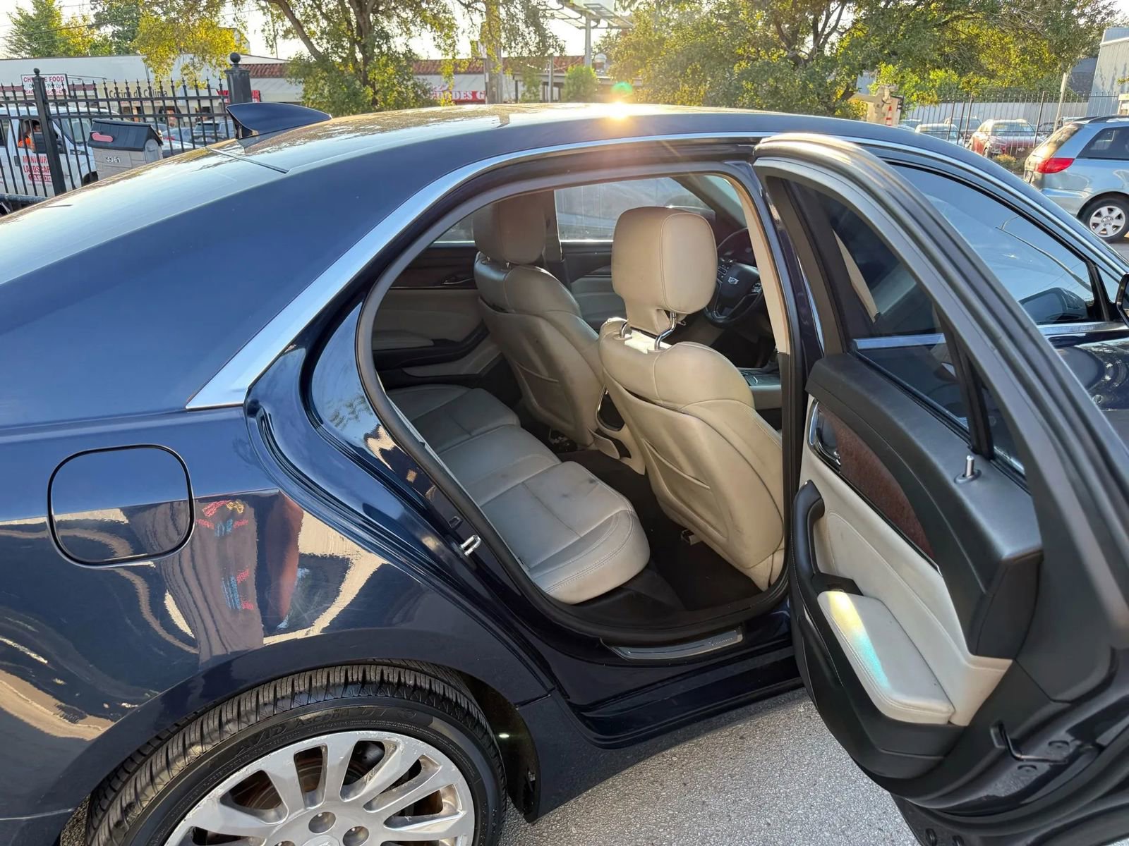 Used 2016 Cadillac CTS Luxury image 23