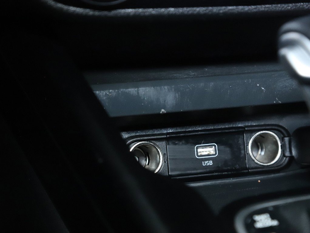 Used 2023 Kia Soul LX w/ LX Technology Package image 26