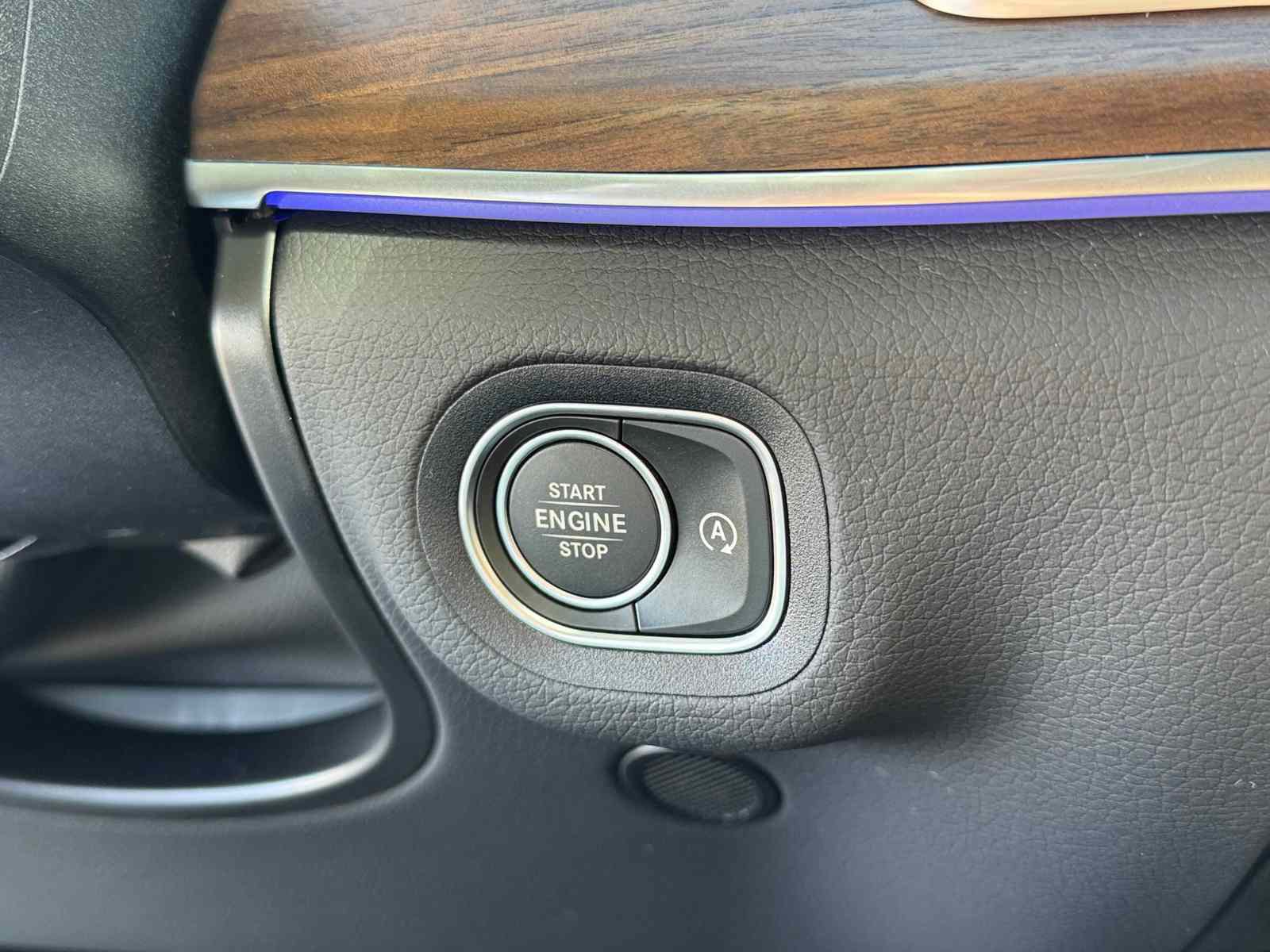 New 2025 Mercedes-Benz GLS 450 4MATIC image 24