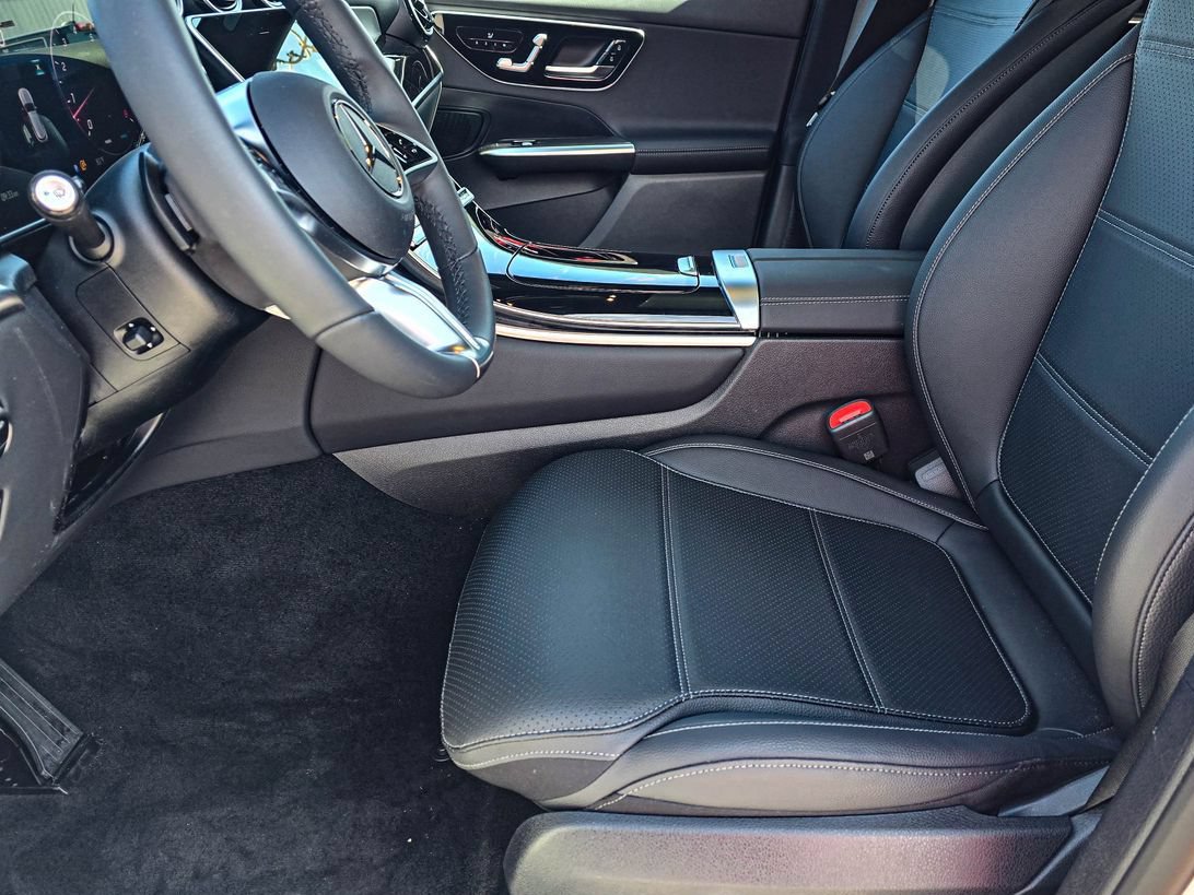 New 2026 Mercedes-Benz GLC 300 4MATIC image 13