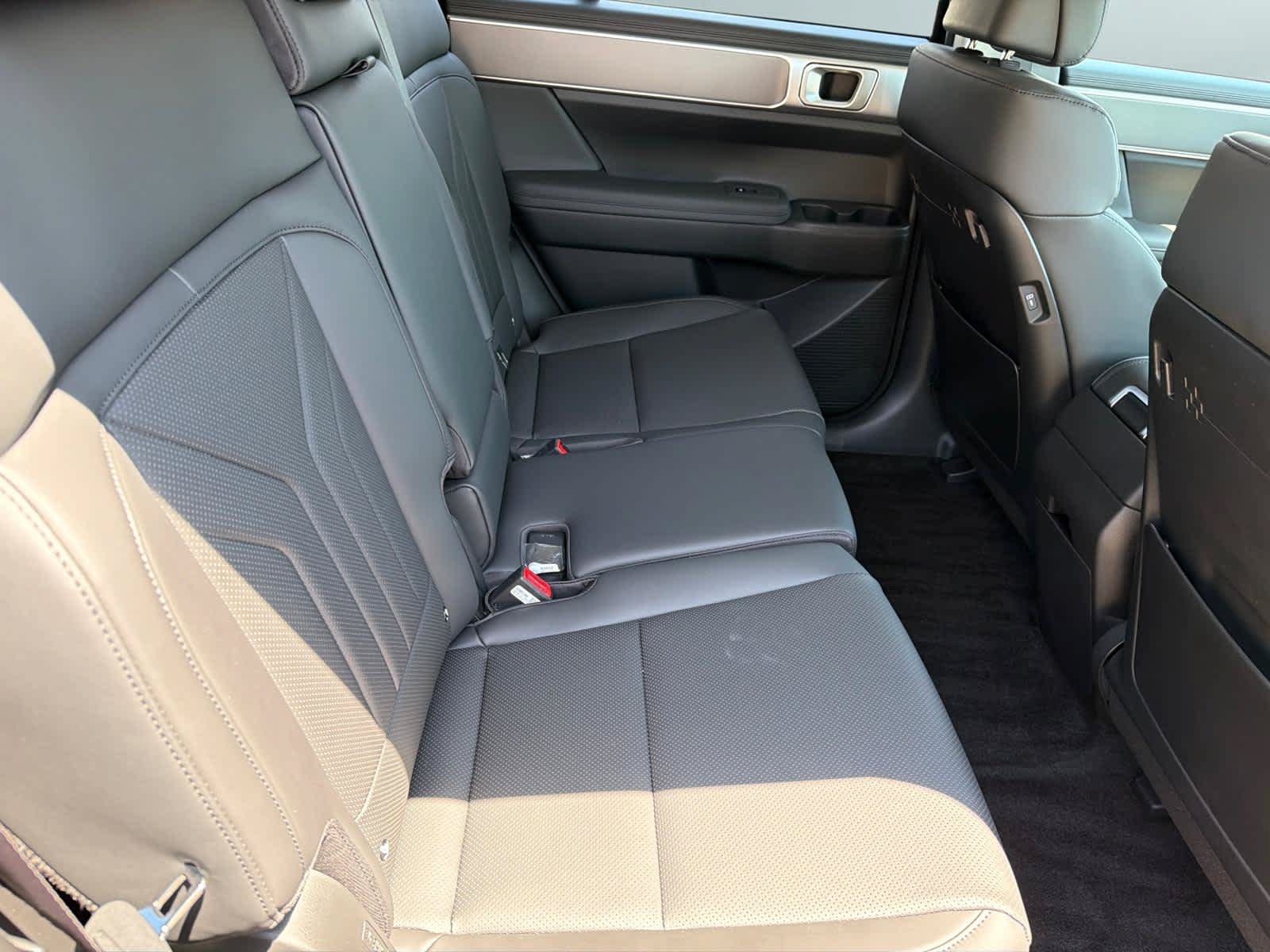 New 2027 Hyundai Santa Fe SEL AWD/4WD image 13