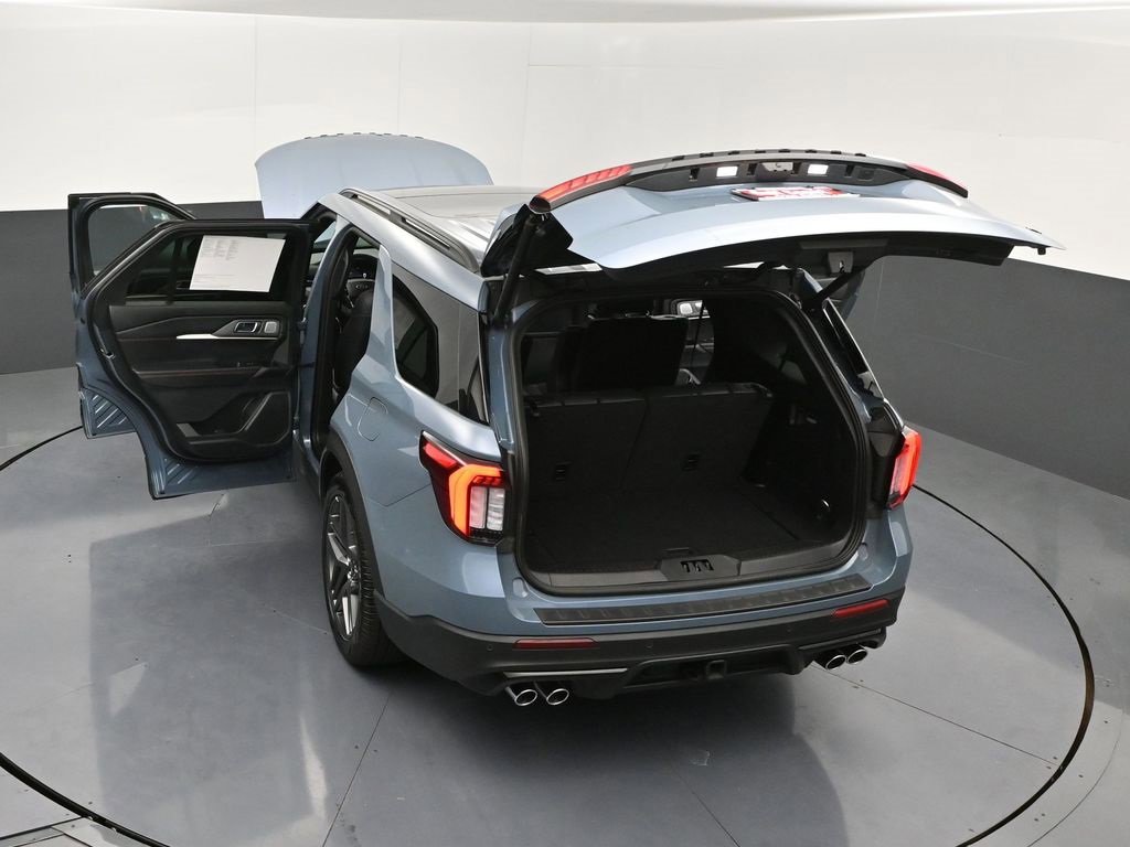 Used 2025 Ford Explorer ST w/ Sun And Sound Package image 54