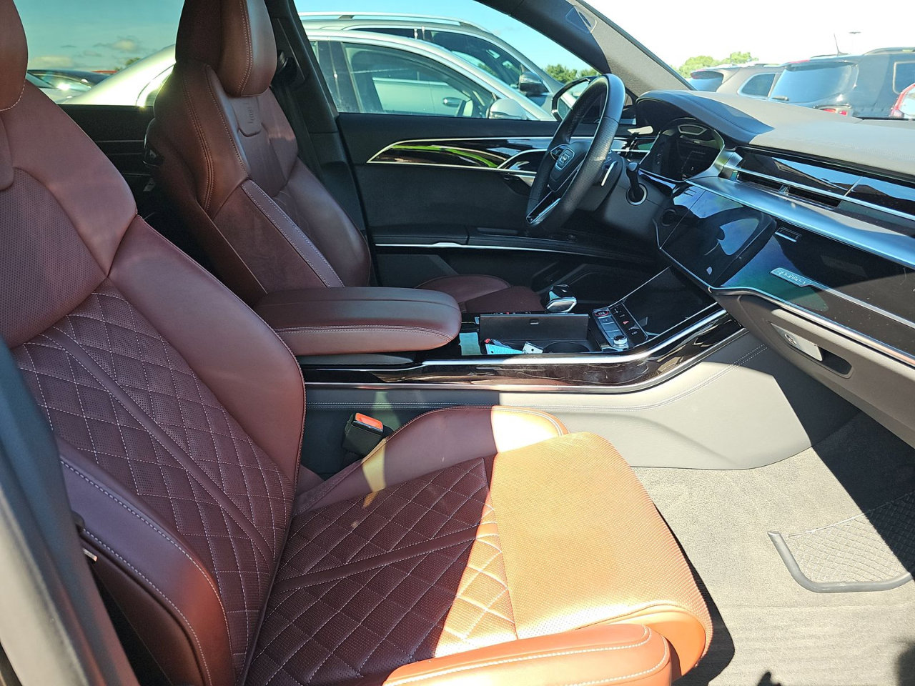 Used 2022 Audi S8 w/ S8 Executive Package image 9