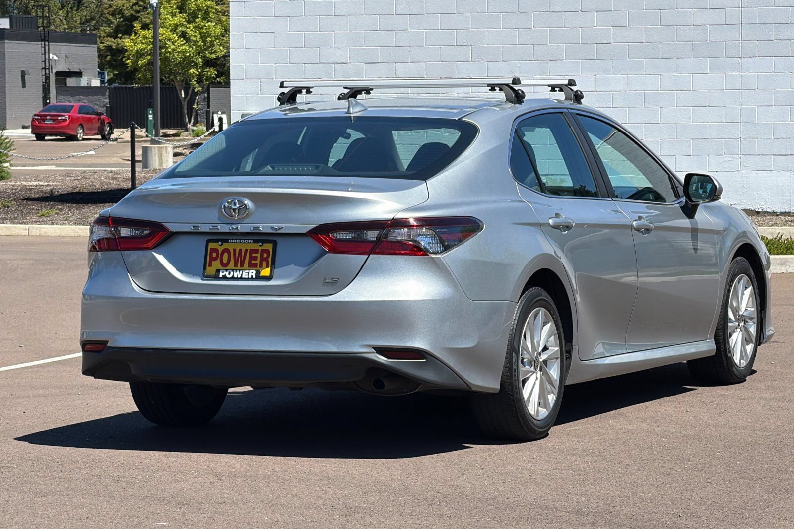 Used 2021 Toyota Camry LE w/ Cold Weather Package FWD image 4