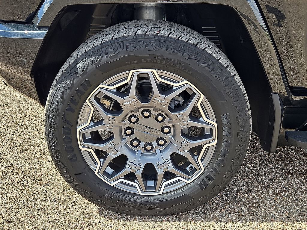 Used 2025 GMC Hummer EV 3X image 10