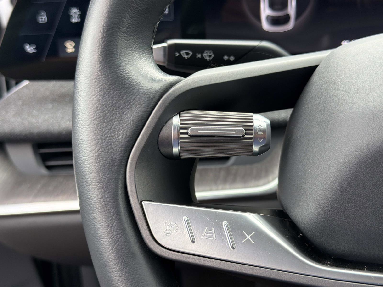 Used 2024 Lucid Air Grand Touring AWD/4WD image 17