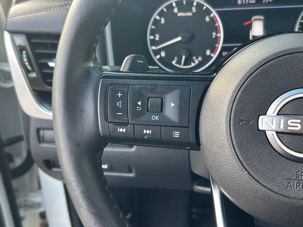 Used 2022 Nissan Rogue SV w/ SV Premium Package FWD image 39