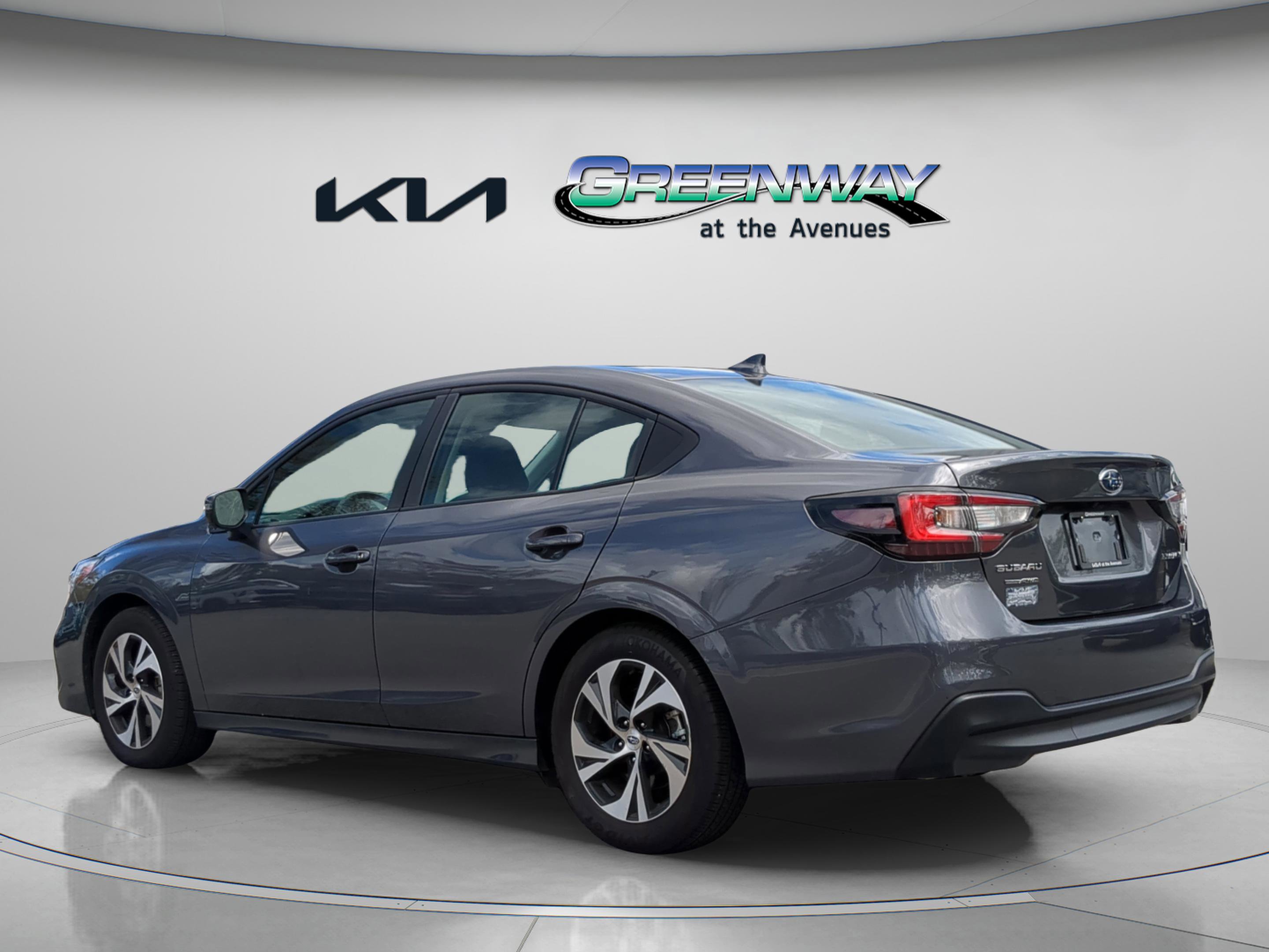 Used 2025 Subaru Legacy Premium AWD/4WD image 5