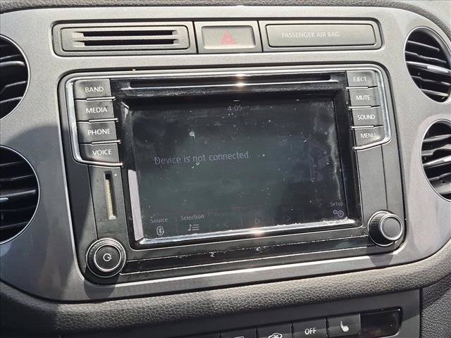 Used 2017 Volkswagen Tiguan Wolfsburg Edition FWD image 13