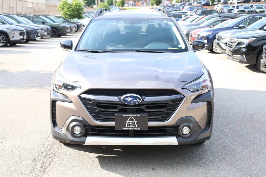 Certified 2024 Subaru Outback Limited AWD/4WD image 3