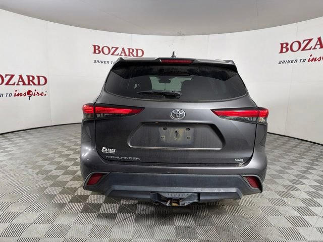 Used 2022 Toyota Highlander XLE FWD image 7