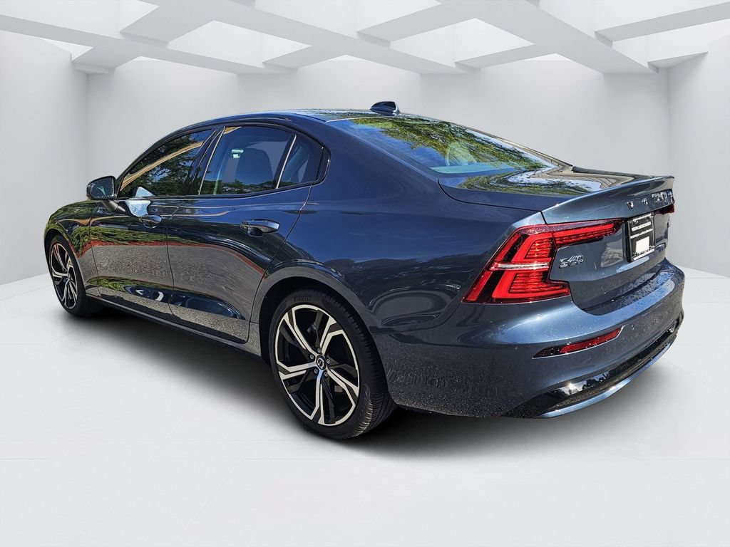 Certified 2024 Volvo S60 B5 Core w/ Climate Package AWD/4WD image 5