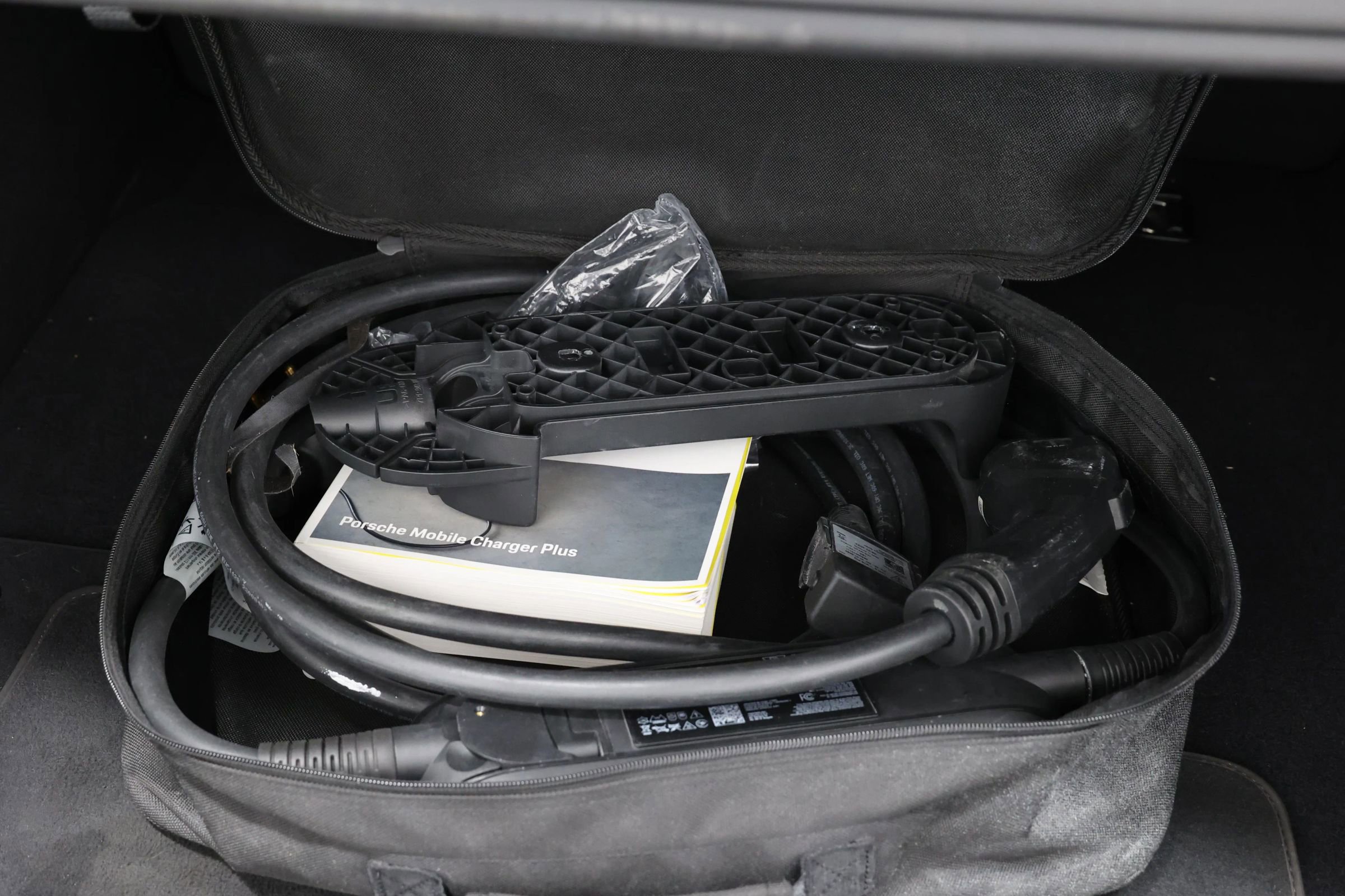 Used 2022 Porsche Taycan image 48