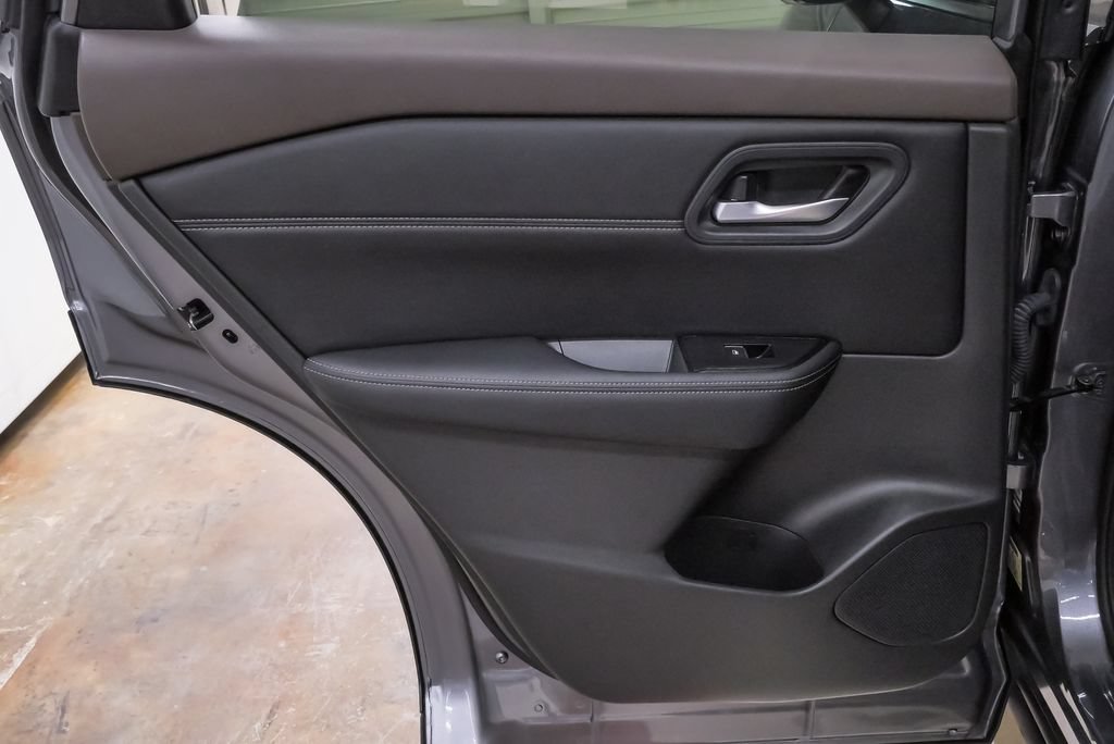 Used 2023 Nissan Rogue SL FWD image 27