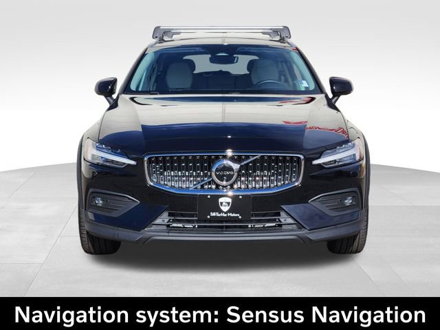 Certified 2026 Volvo V60 B5 Cross Country Ultra w/ Climate Package image 3
