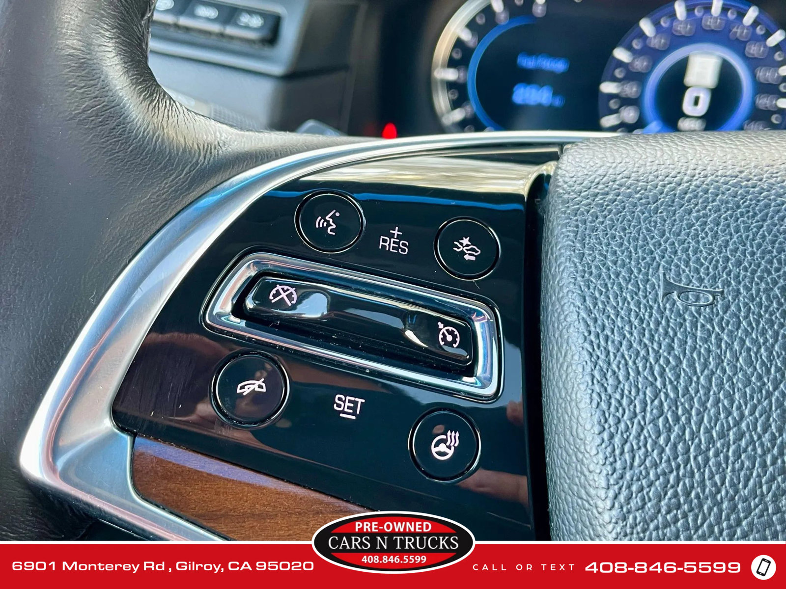 Used 2019 Cadillac Escalade ESV Premium Luxury image 23