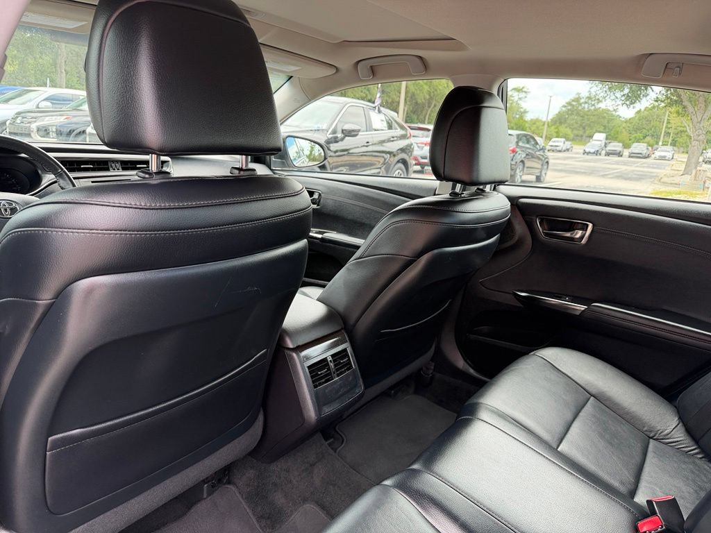 Used 2016 Toyota Avalon XLE Plus FWD image 16