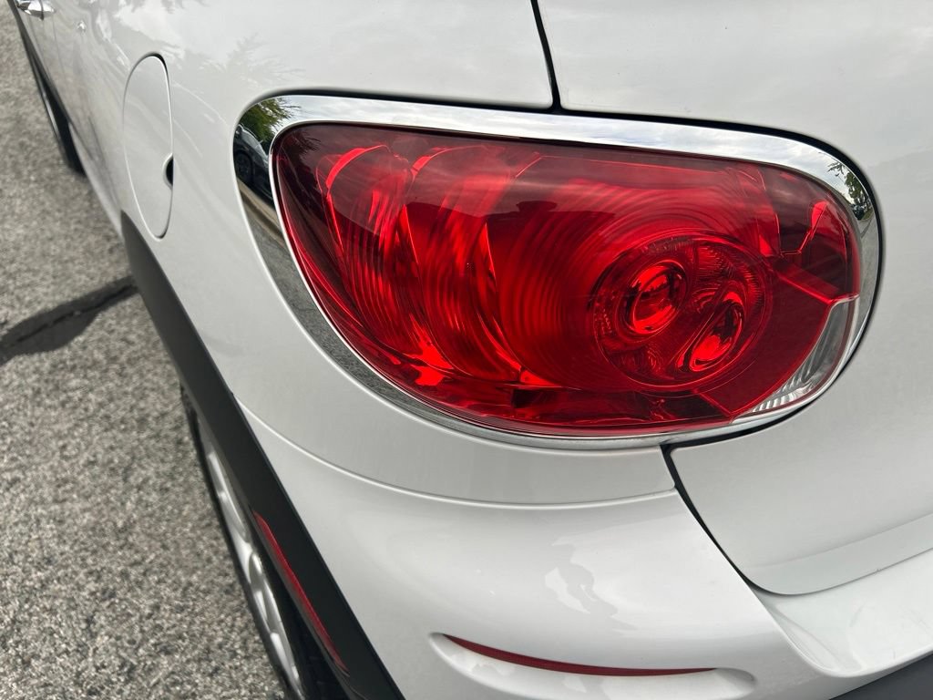 Used 2015 MINI Cooper Paceman FWD image 19